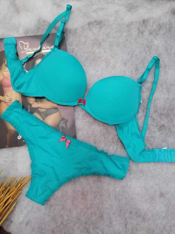 Conjunto brasier e hilo