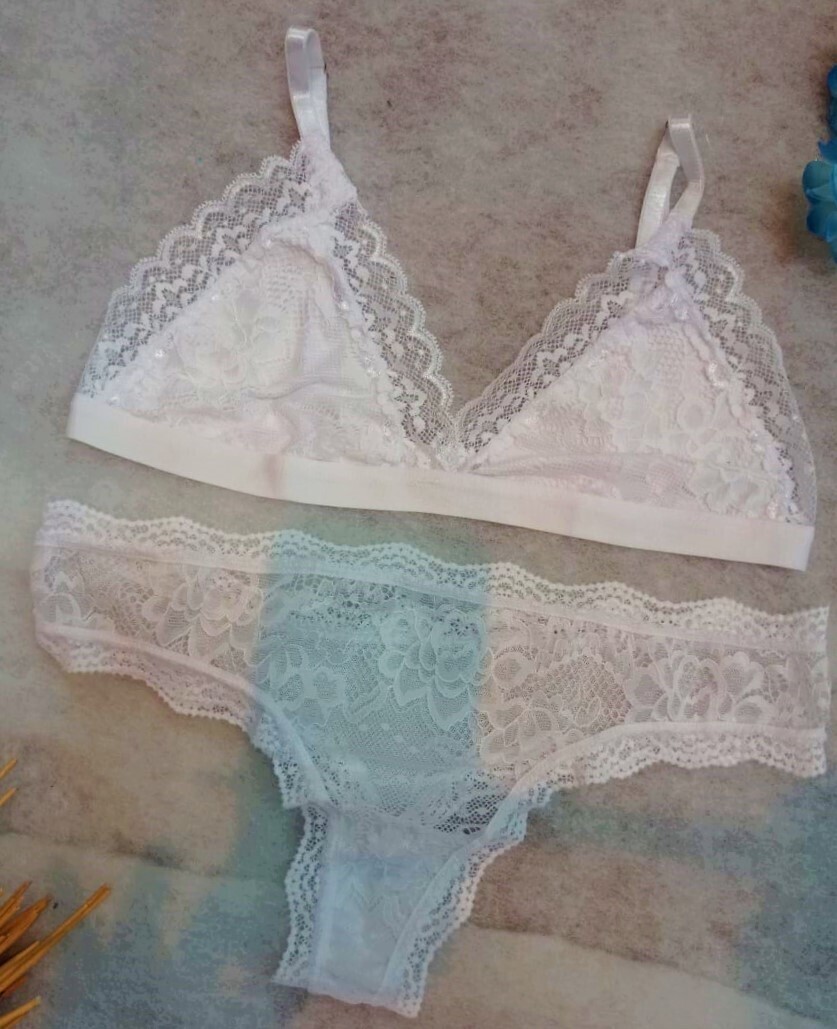 Juego bralette forrado e hilo