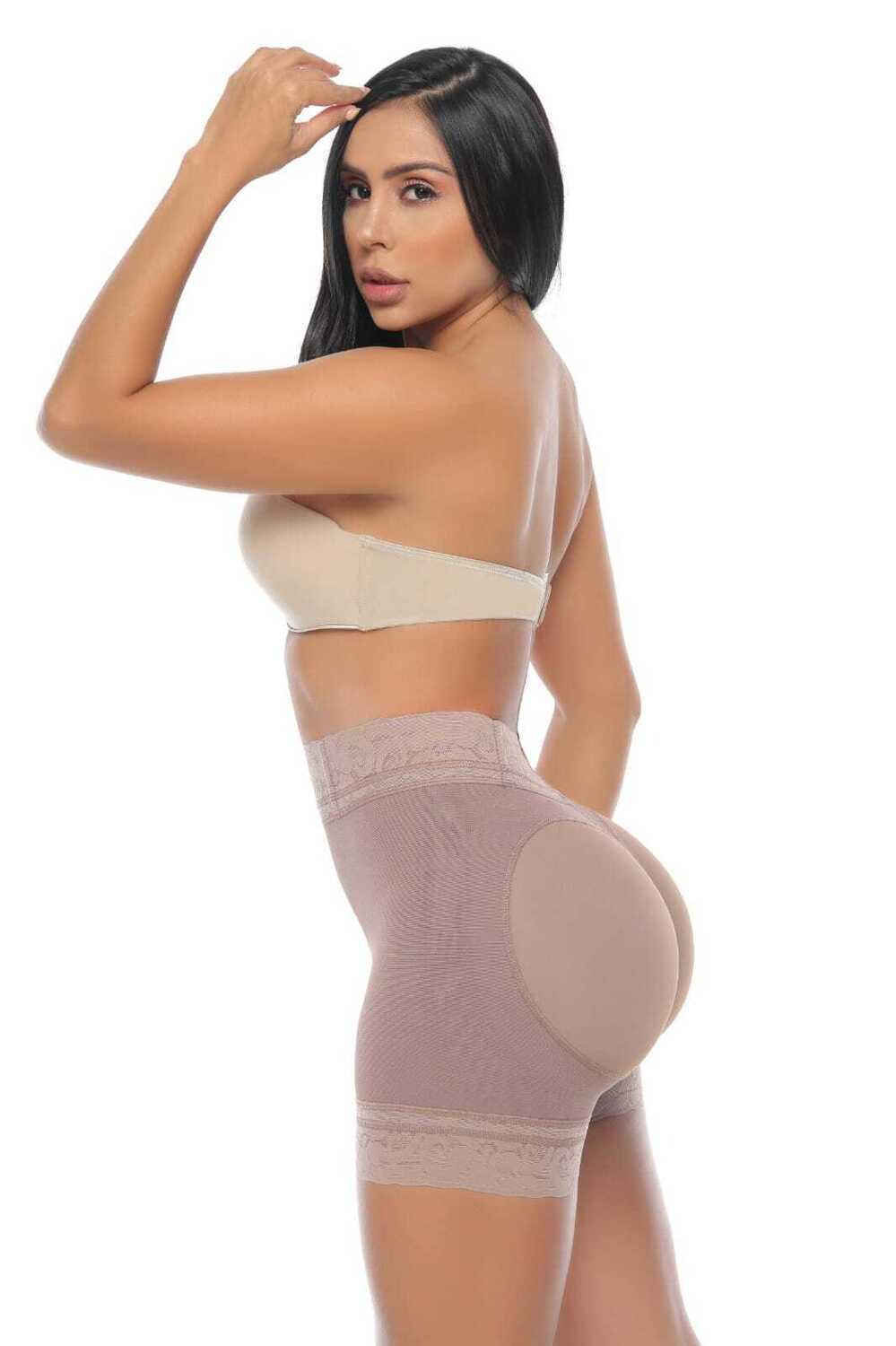 Short faja levanta cola talle medio