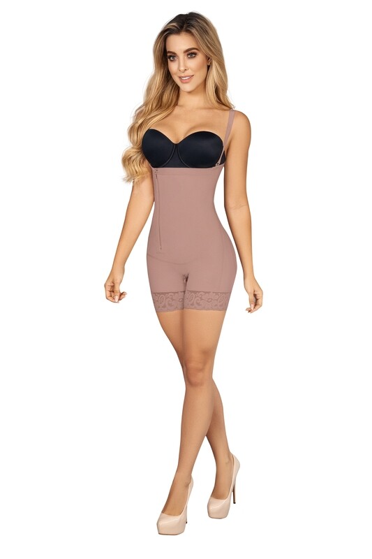 Faja short con cierre lateral