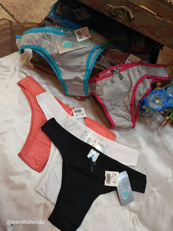 Panties surtidos