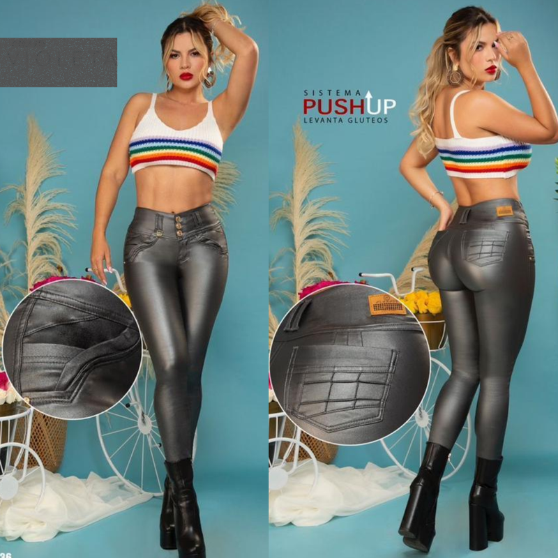 Jeans levanta cola efecto cuero