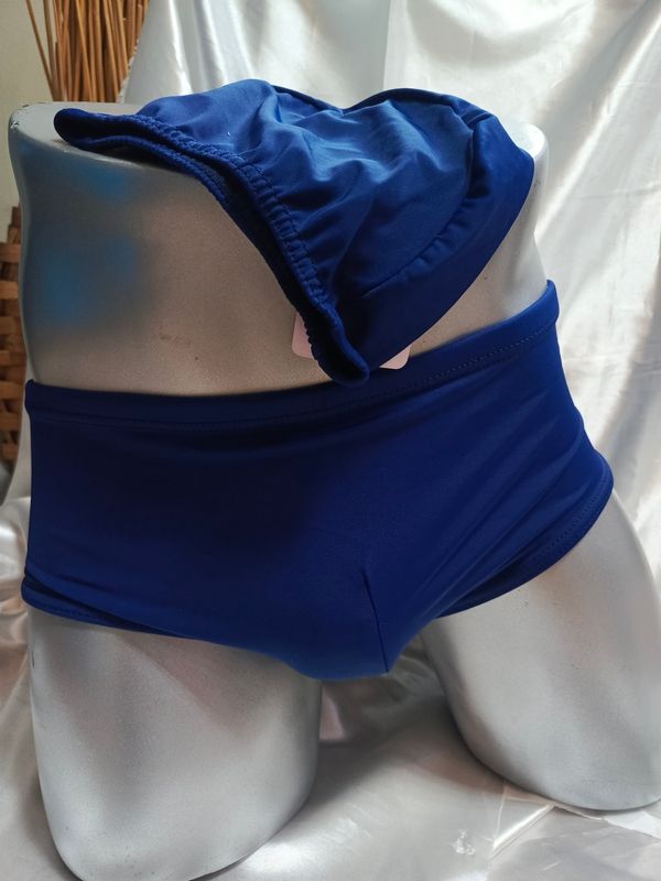Traje de baño bikini con gorro