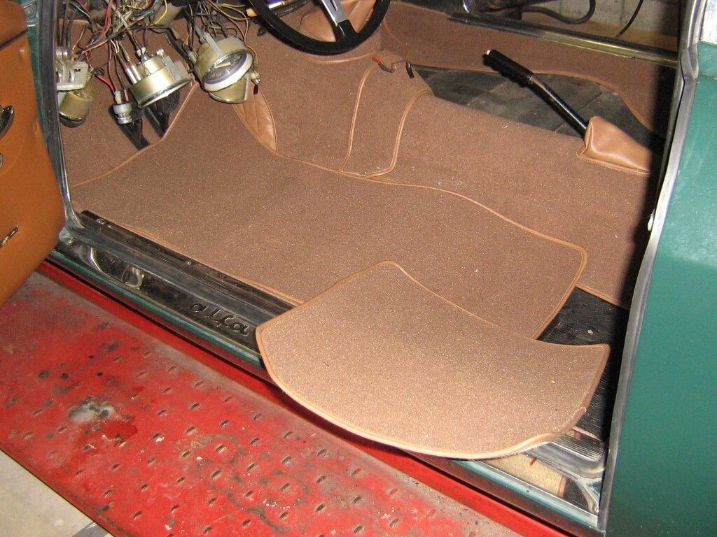 carpetset Vloerbedekking GTV 2000 BERTONE 1971-1976