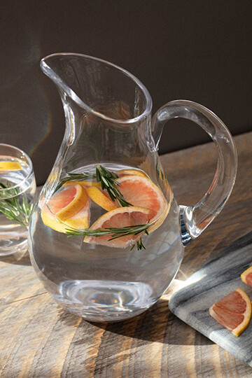 Woodstock Pitcher 9059