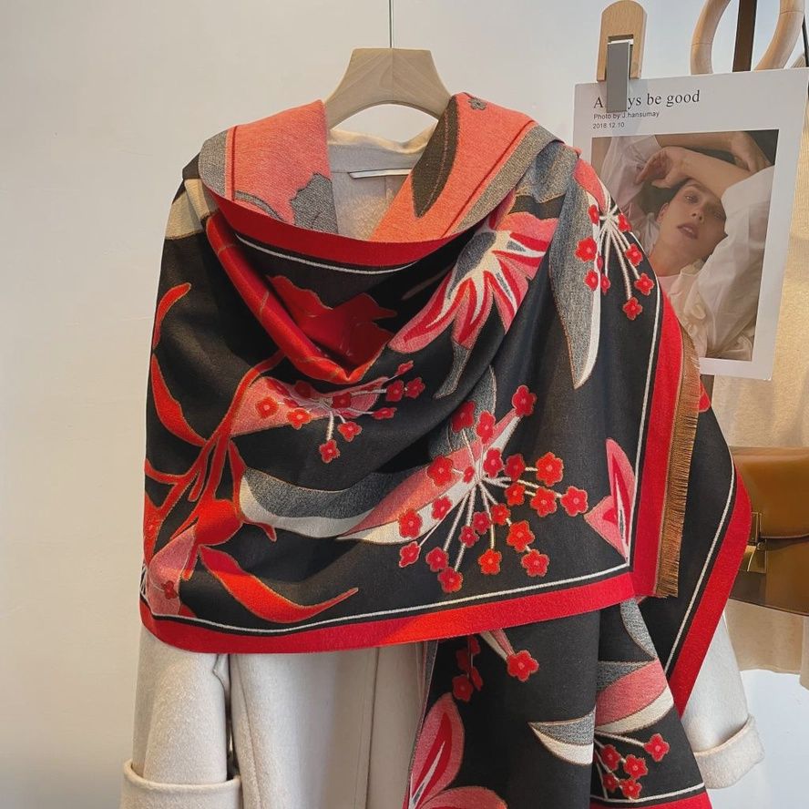 Reversible Wrap, Color: R/B Garden