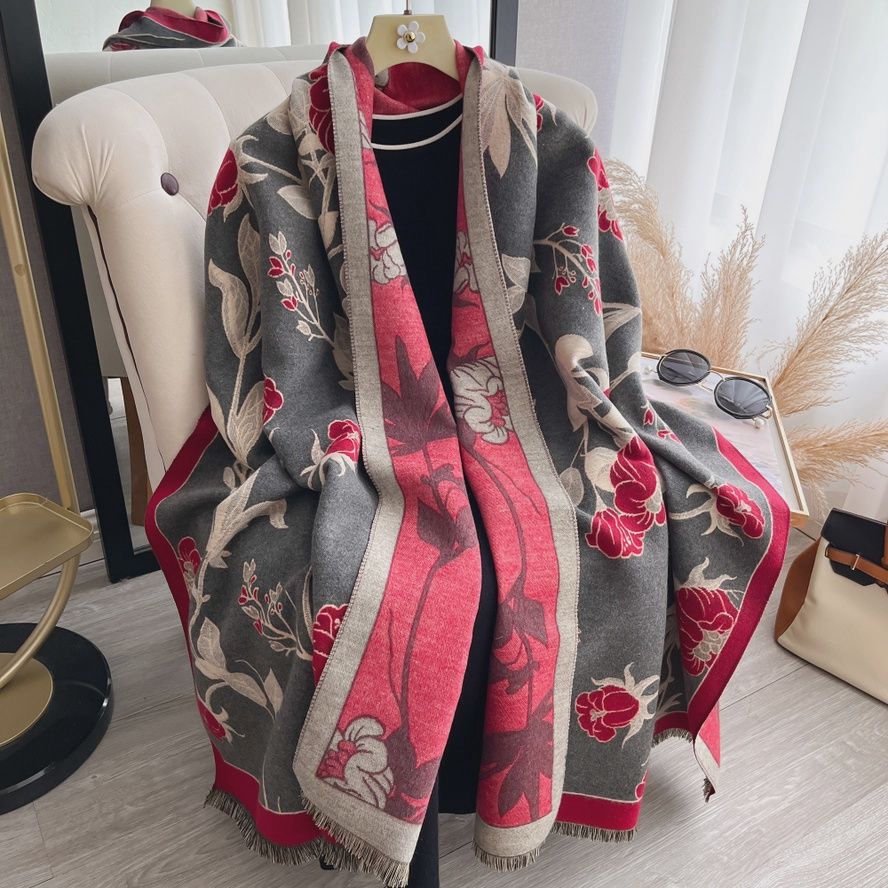 Red Grey Rose Wrap