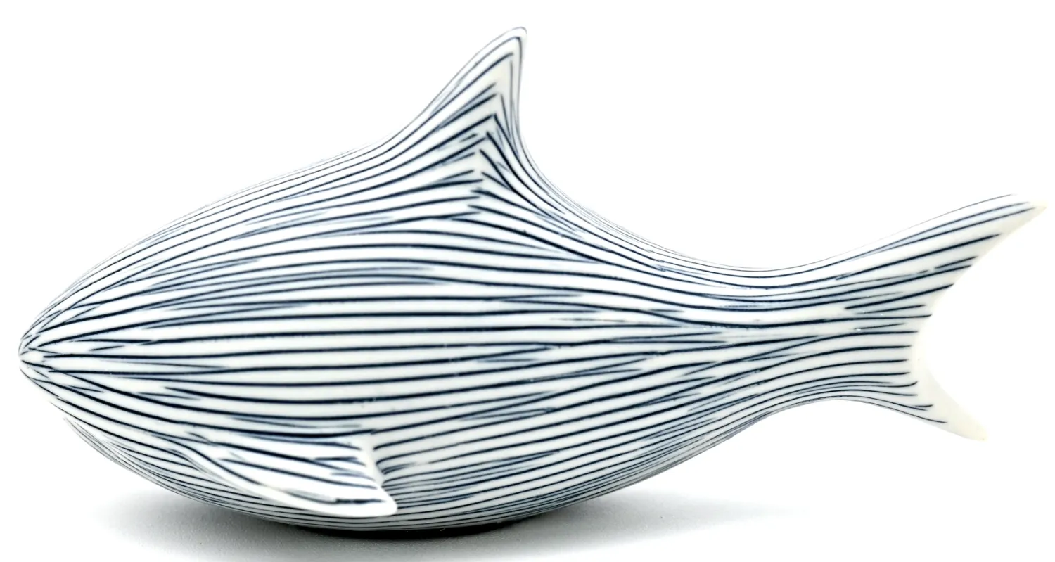 Porcelain Mini Shark D404W27