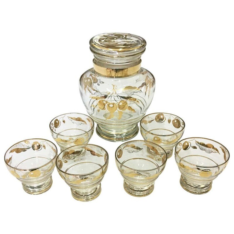 Mid-Century Modern Italian Glass Set for under Spirit Cherries, circa 1950
