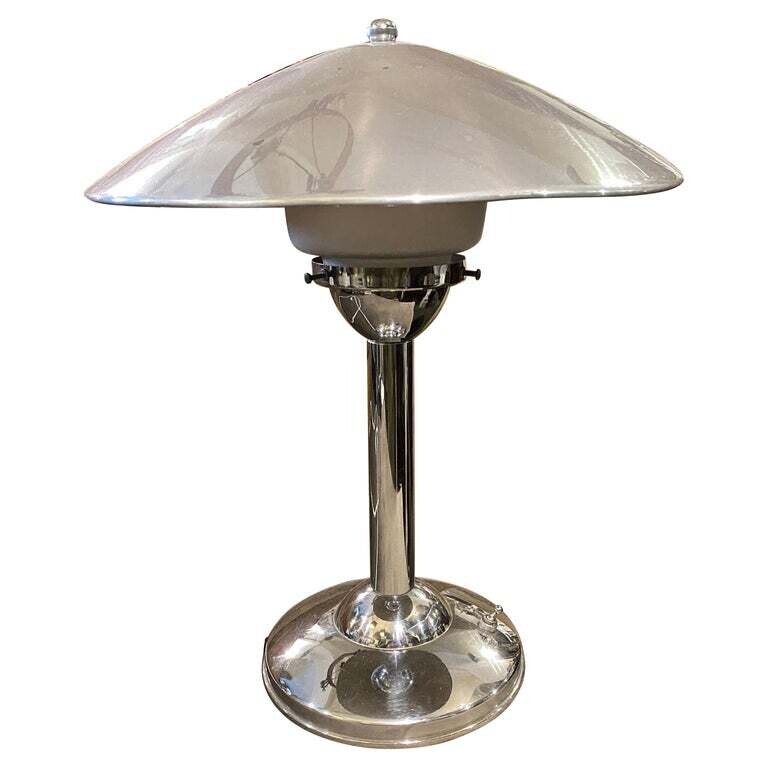 1940s Art Deco Chromed Metal Italian Table Lamp