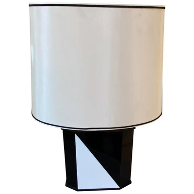 1970s Black and White Plexiglass Italian Table Lamp