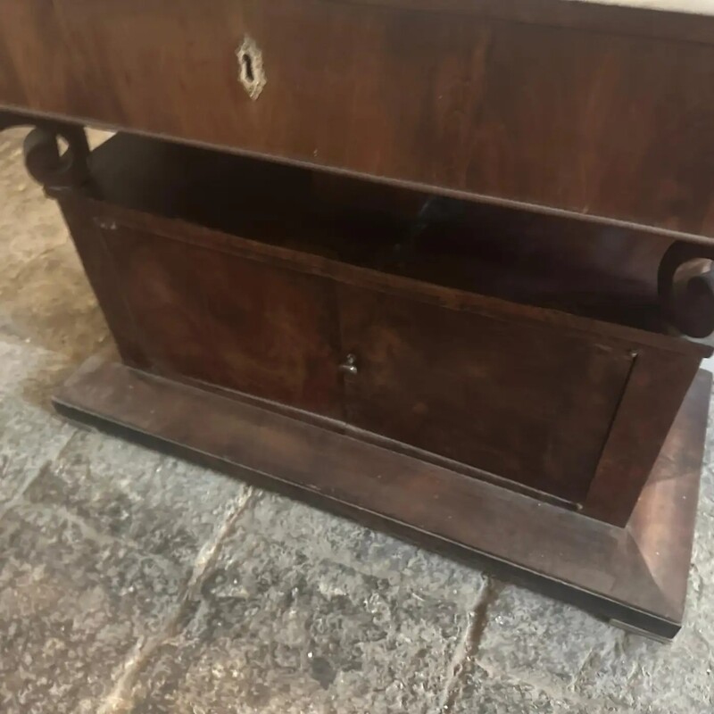 Mid-19th Century Fir Wood Veneered in Mahogany and marble Sicilian Vanity Table