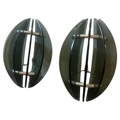 Set of Two 1970s Space Age Glass and Chromed Metal Italian Wall Sconces by Veca