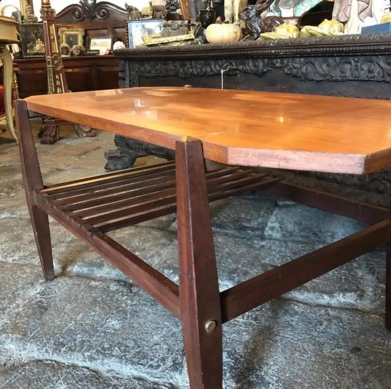 1960s Mid-Century Modern Wood Octagonal Italian Side Table