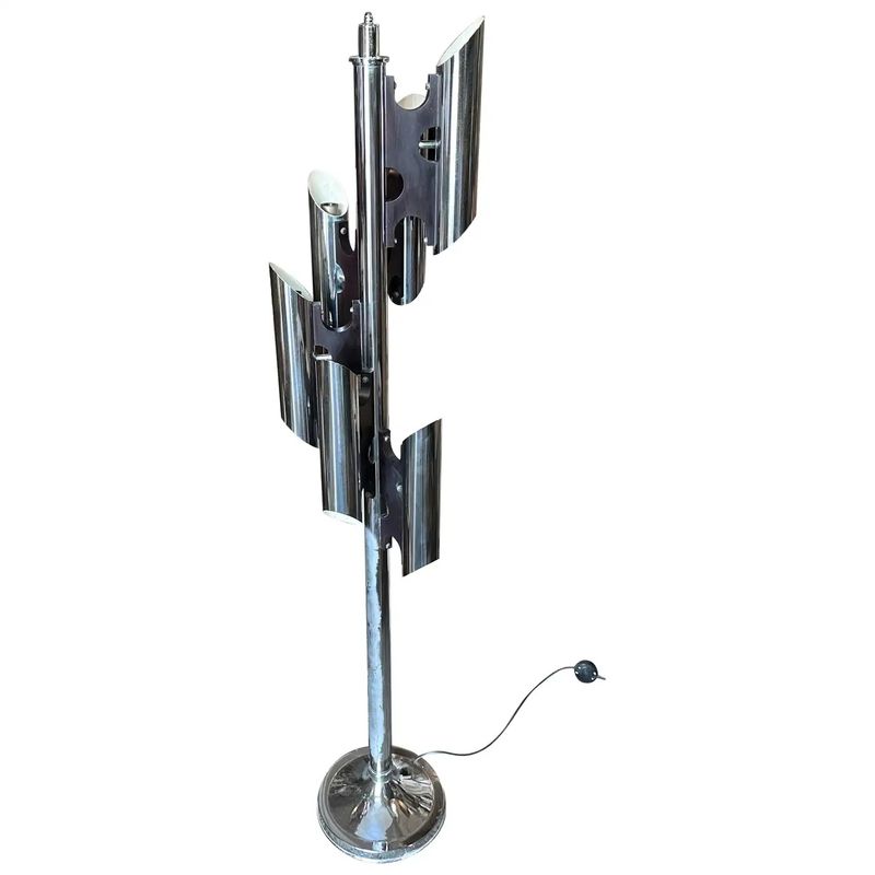 1970s Sciolari Style Space Age Chromed Metal and Black Wood Italian Floor Lamp