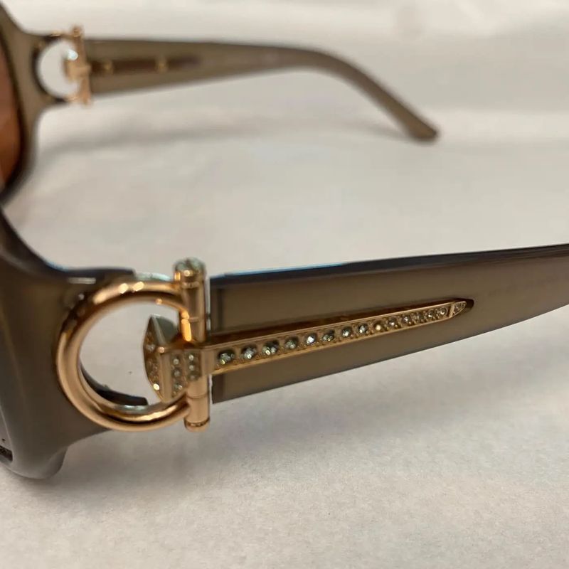 1980s Vintage Oversized Italian Sunglasses by Gucci
