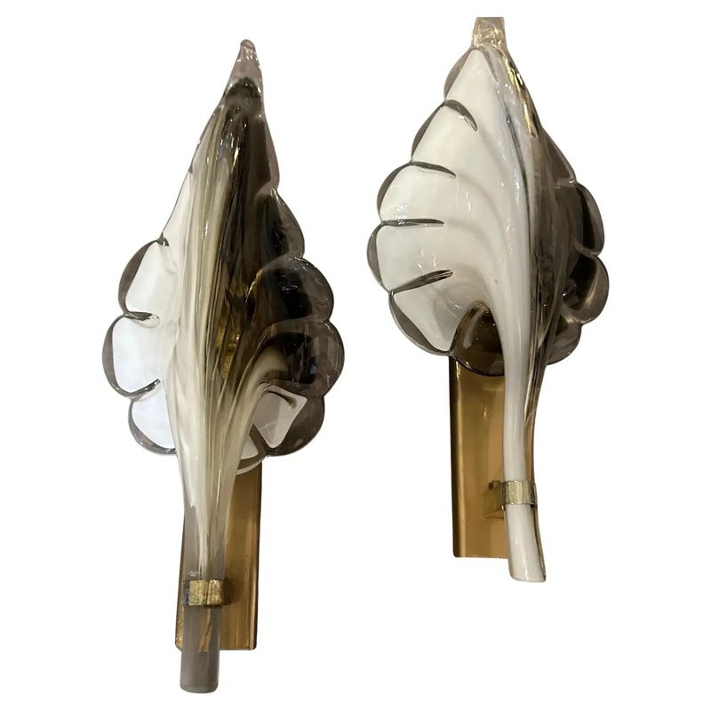 A 1970s Mid-Century Modern Murano Glass Leaf Wall Sconce by Franco Luce