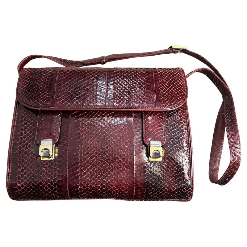 An High Quality 1970s Burgundy Leather Italian Shoulder Bag