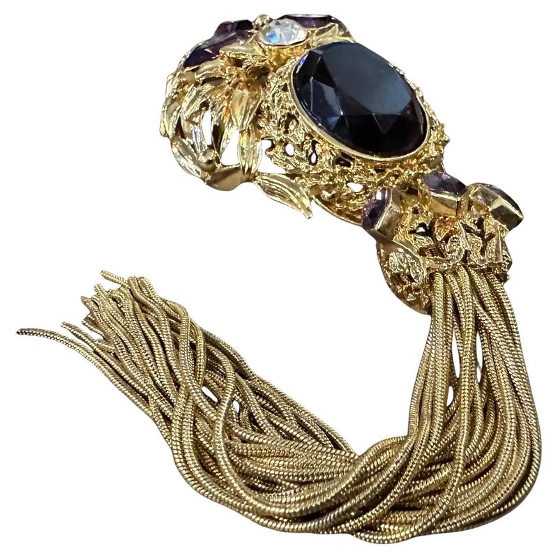 A 1960s High Quality Costume Jewelry Brooch