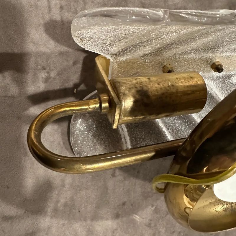 Two 1970s Barovier Style Mid-Century Modern Brass and Murano Glass Wall Sconces
