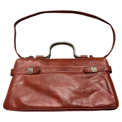 1970s Red Leather and Silvered Metal Italian Shoulder Bag