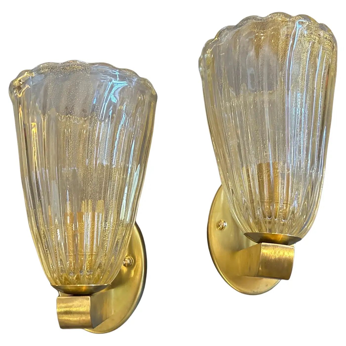 Two 1990s Barovier Style Mid-Century Modern Murano Glass and Brass Wall Sconces