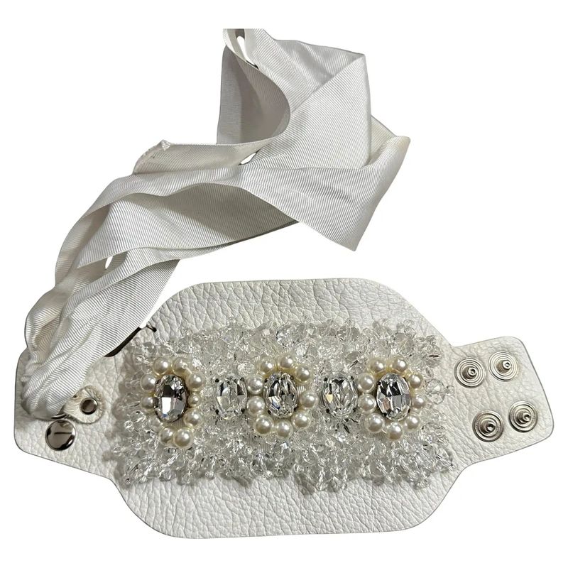 An Extravagant 21st Century leather, Silk Crystal and Pearls Bracelet by Gedebè