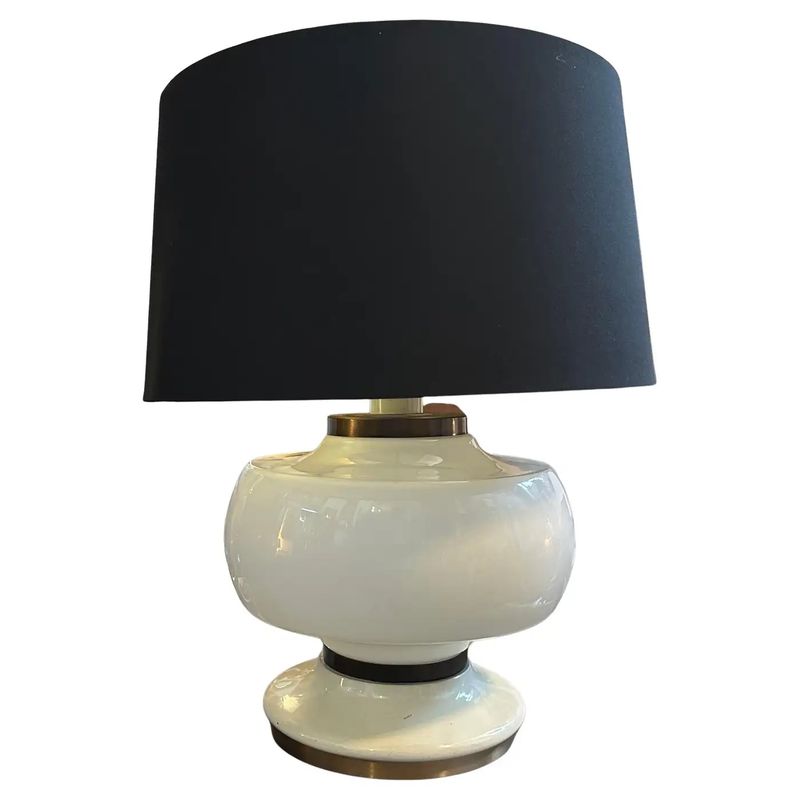 1970s Mid-Century Modern White Opaline Glass and Brass Italian Table Lamp