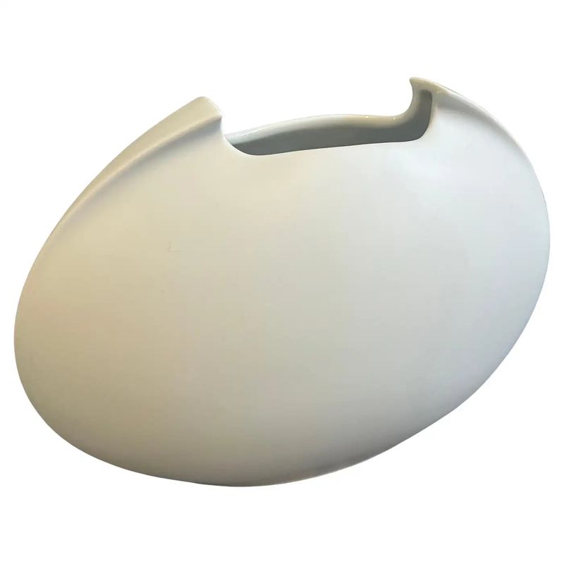 1990s Minimalist White Porcelain Tasca Vase by Lino Sabattini for Rosenthal 1990s Minimalist White Porcelain Tasca Vase by Lino Sabattini for Rosenthal