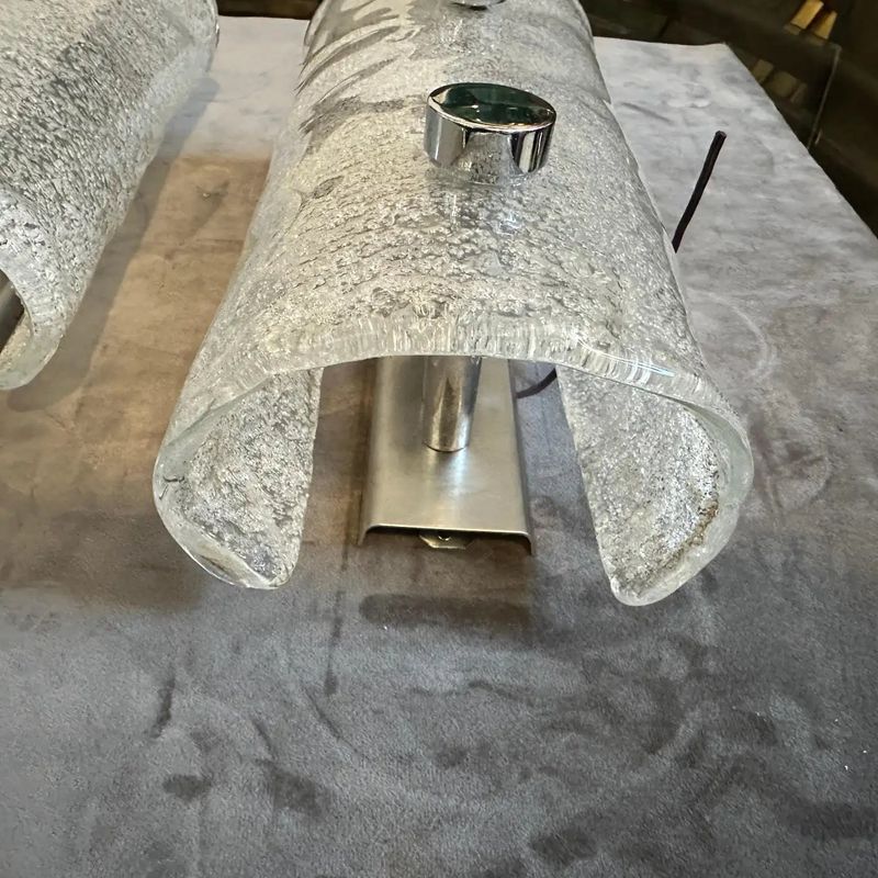 Two 1970s Space Age White Pulegoso Murano Glass and Steel Italian Wall Sconces