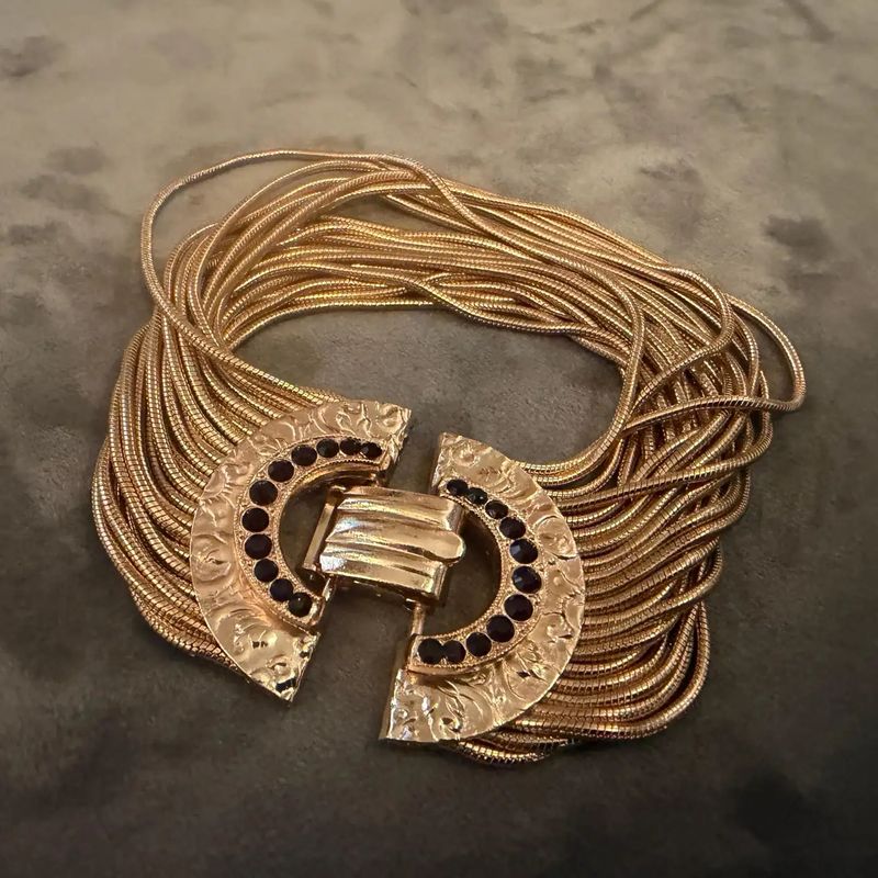 2000s Retro Women's Costume Jewelry Italian Vintage Bracelet
