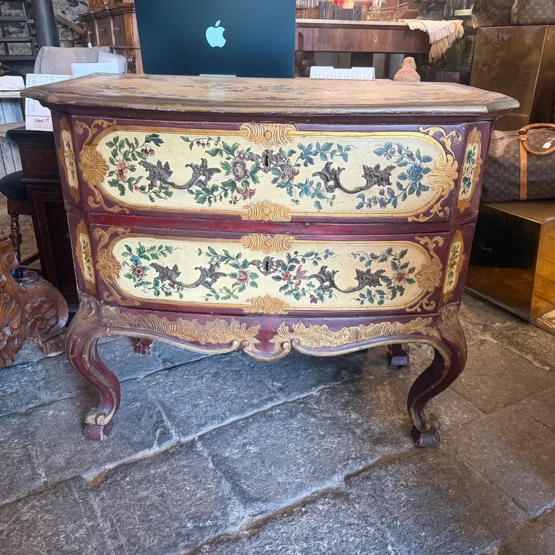 A Louis XV Lacquered Wood Venetian Commode in Original Condition