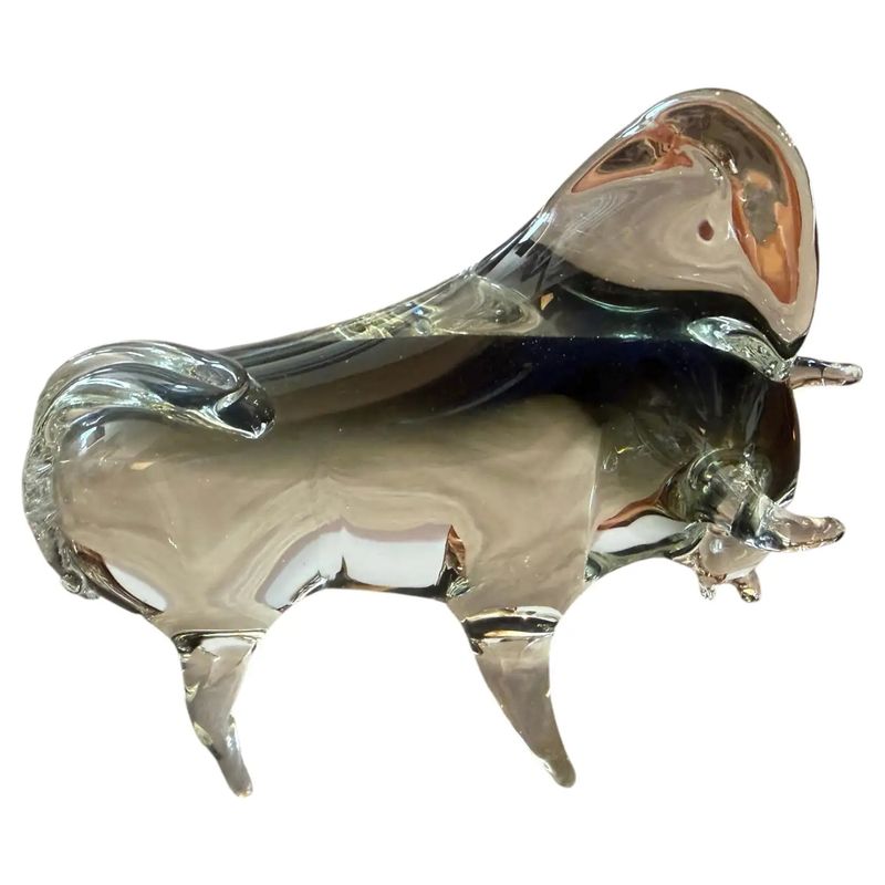 1980s Modern Gray and Black Murano Glass Bull by Vincenzo Nason
