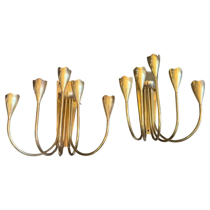 Set of Two 1940s Gio Ponti Style Mid-Century Modern Solid Brass Wall Sconces