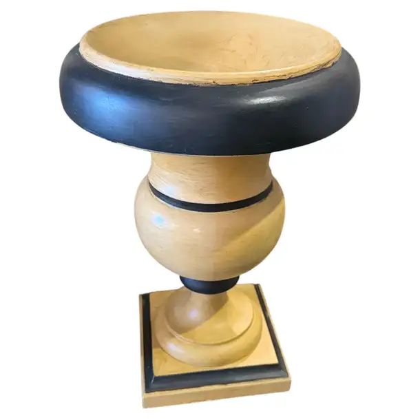 1930s Art Deco Black and White Lacquered Wood Italian Candlehloders