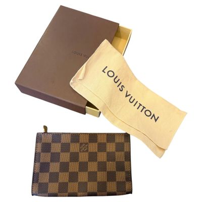 A Vintage 1998 Full Set Louis Vuitton Brown Damier Bucket Companion Pouch