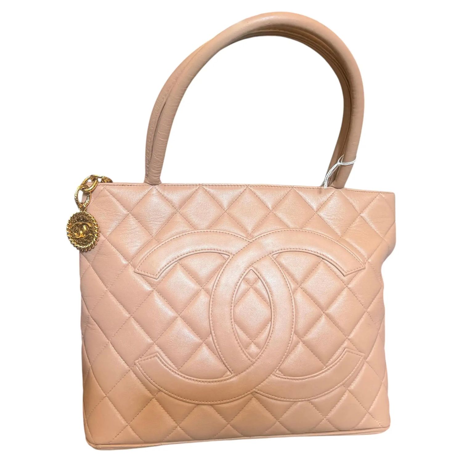 2000s Chanel Matelasse Light Pink Lamb Skin Tote Bag 2000s Chanel Matelasse Light Pink Lamb Skin Tote Bag