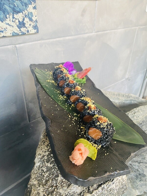 Uramaki Black Passion