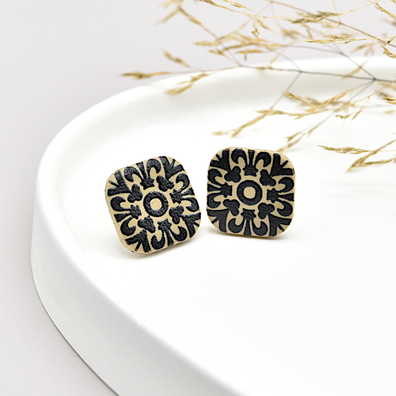 Ohrstecker Ohrstecker "Arabell", Ivory-Schwarz, 18K vergoldet