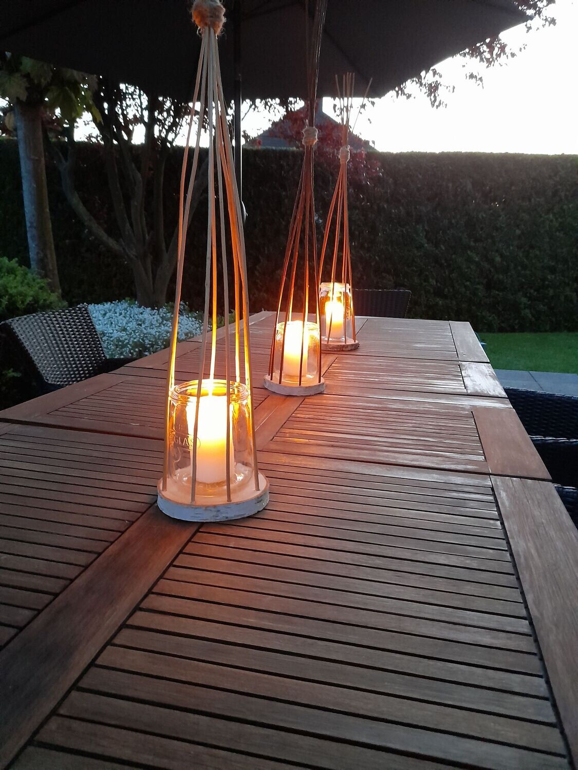 Tisch Weidenlaterne (hell) Tisch Weidenlaterne (hell)