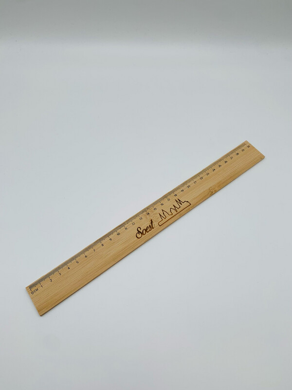 Holzlineal