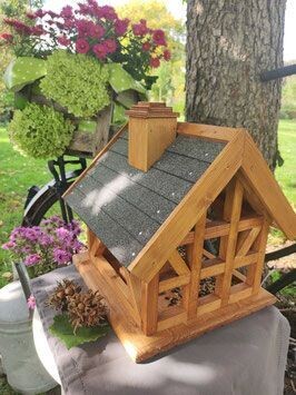 Vogelfutterhaus Holz