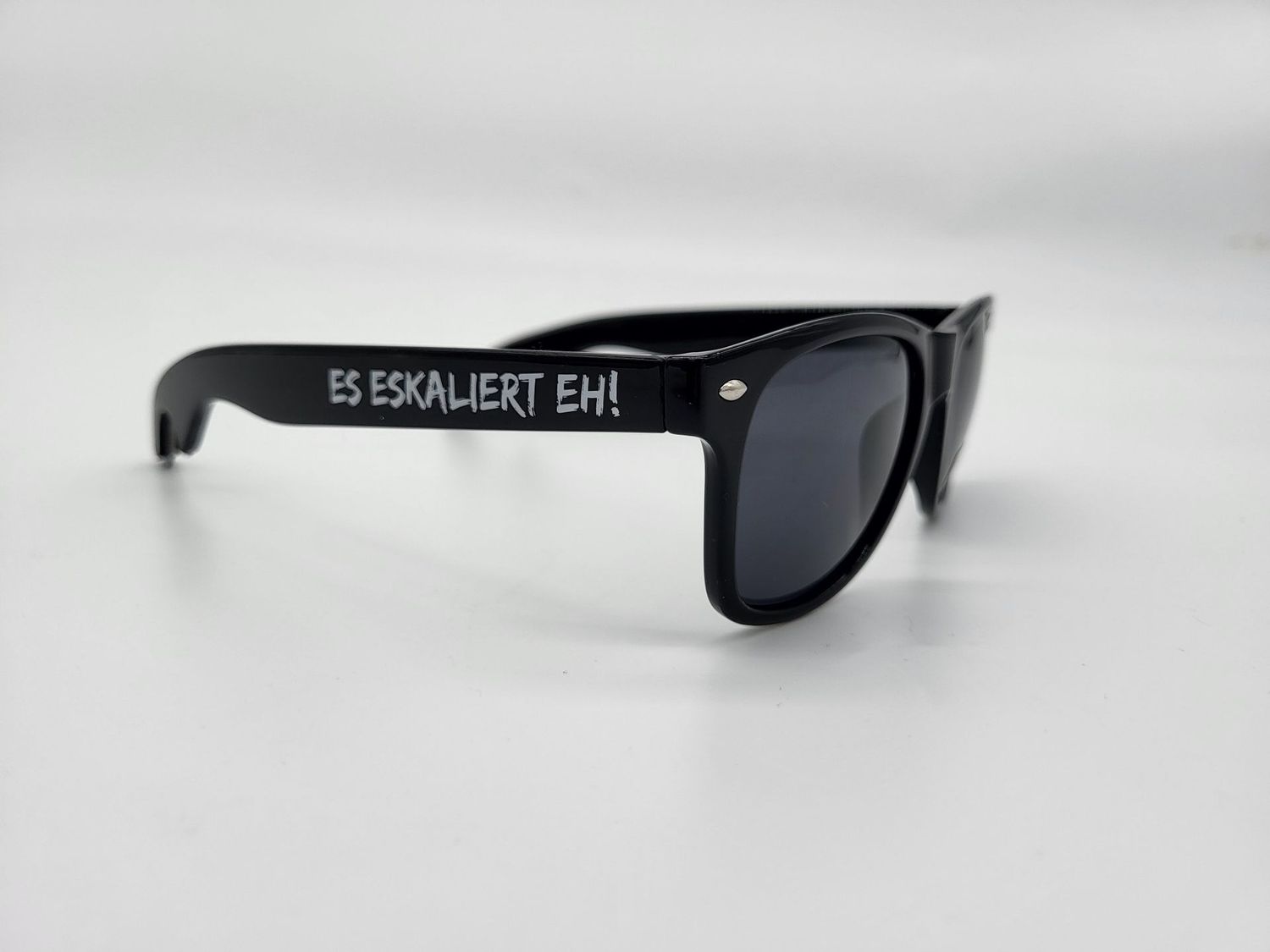 Es Eskaliert Eh Sonnenbrille