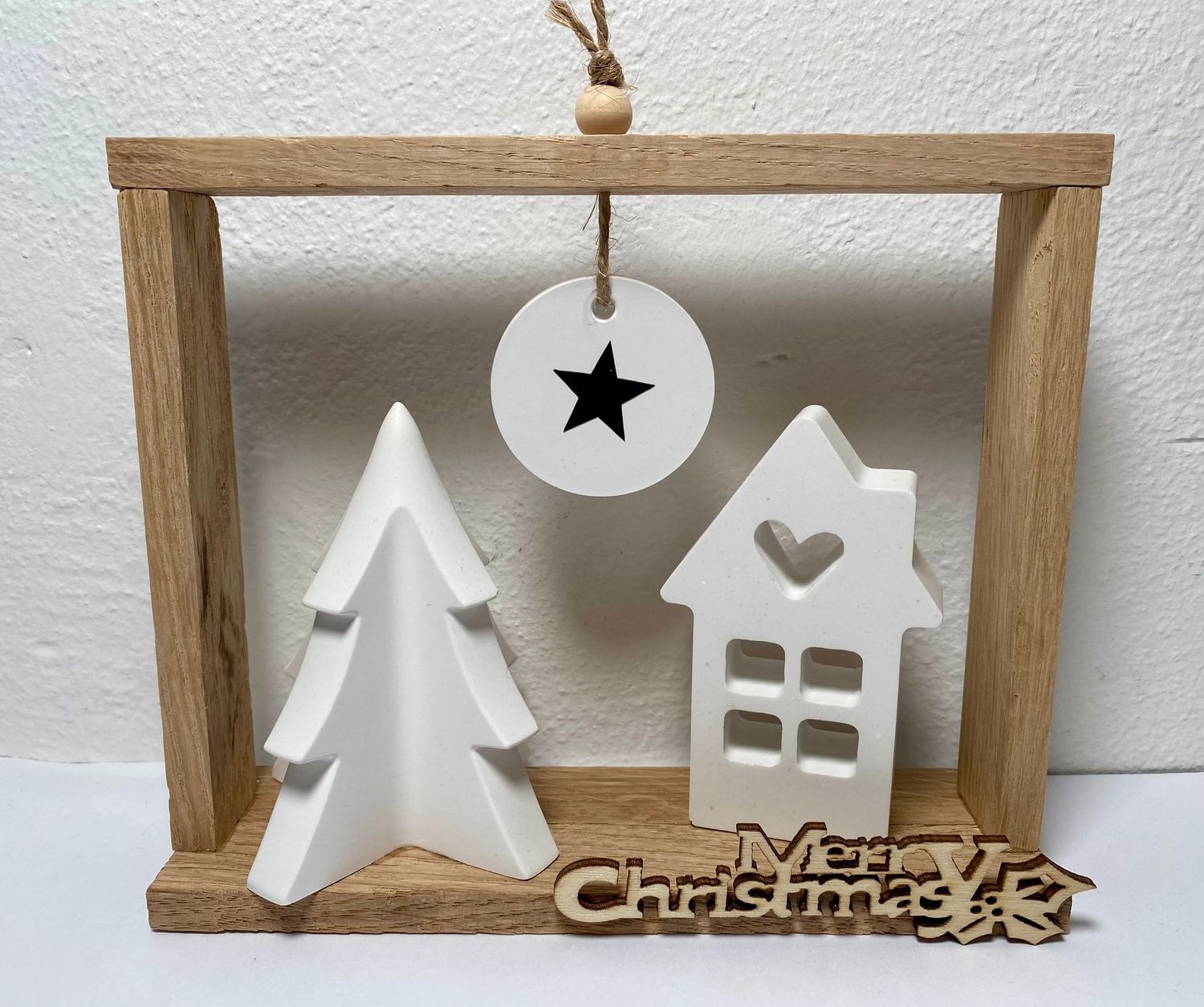 Holzrahmen Weihnachtsbaum und Haus Holzrahmen Weihnachtsbaum und Haus