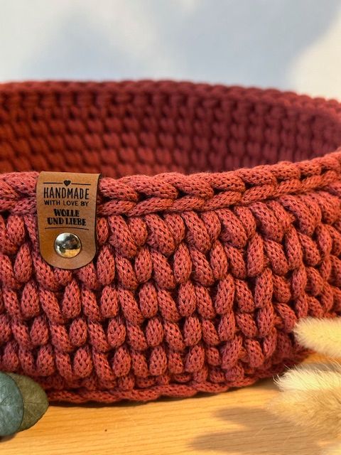 Brotkorb mit Holzboden