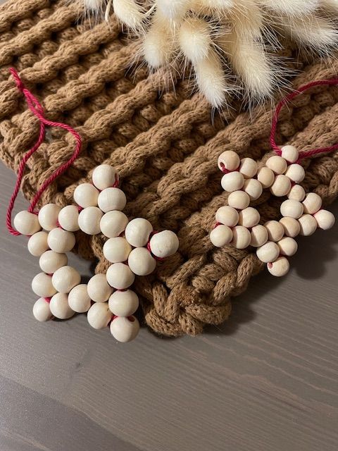 Stern aus Holzperlen 5-zackig