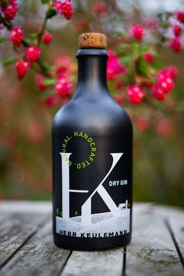 Herr Keulemann Dry GIN - Bio-zertifiziert 500ml Herr Keulemann Dry GIN - Bio-zertifiziert 500ml