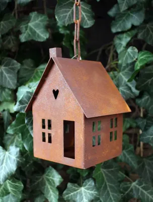 Haus rostig hängend Haus rostig hängend