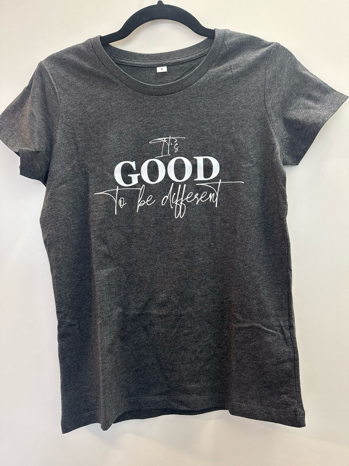 T-Shirt -It´s good to be different