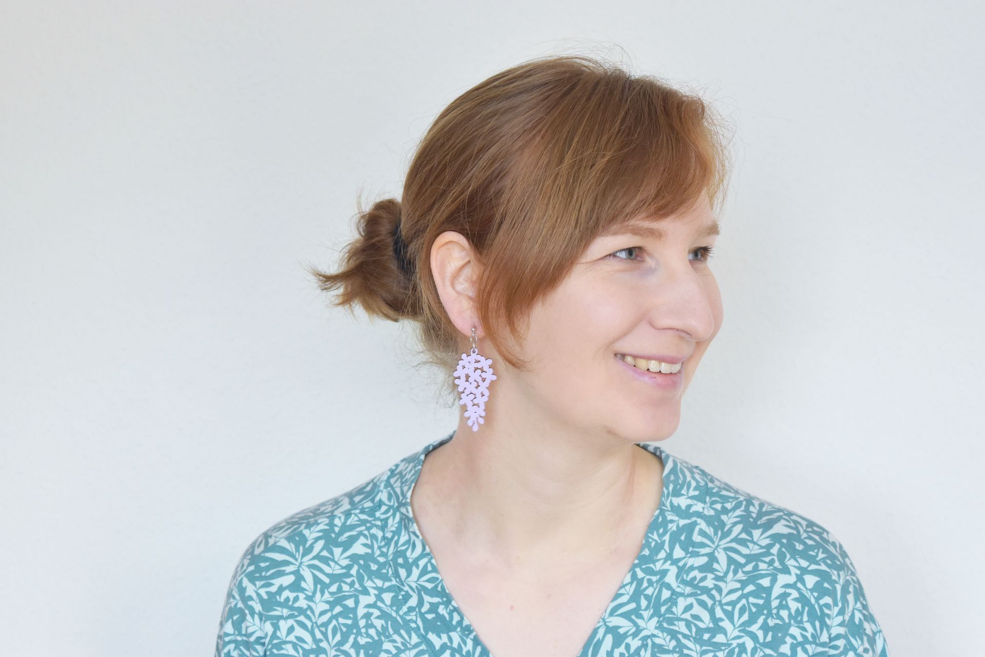 Hängeohrring Flieder einseitig bedruckt, fliederfarben